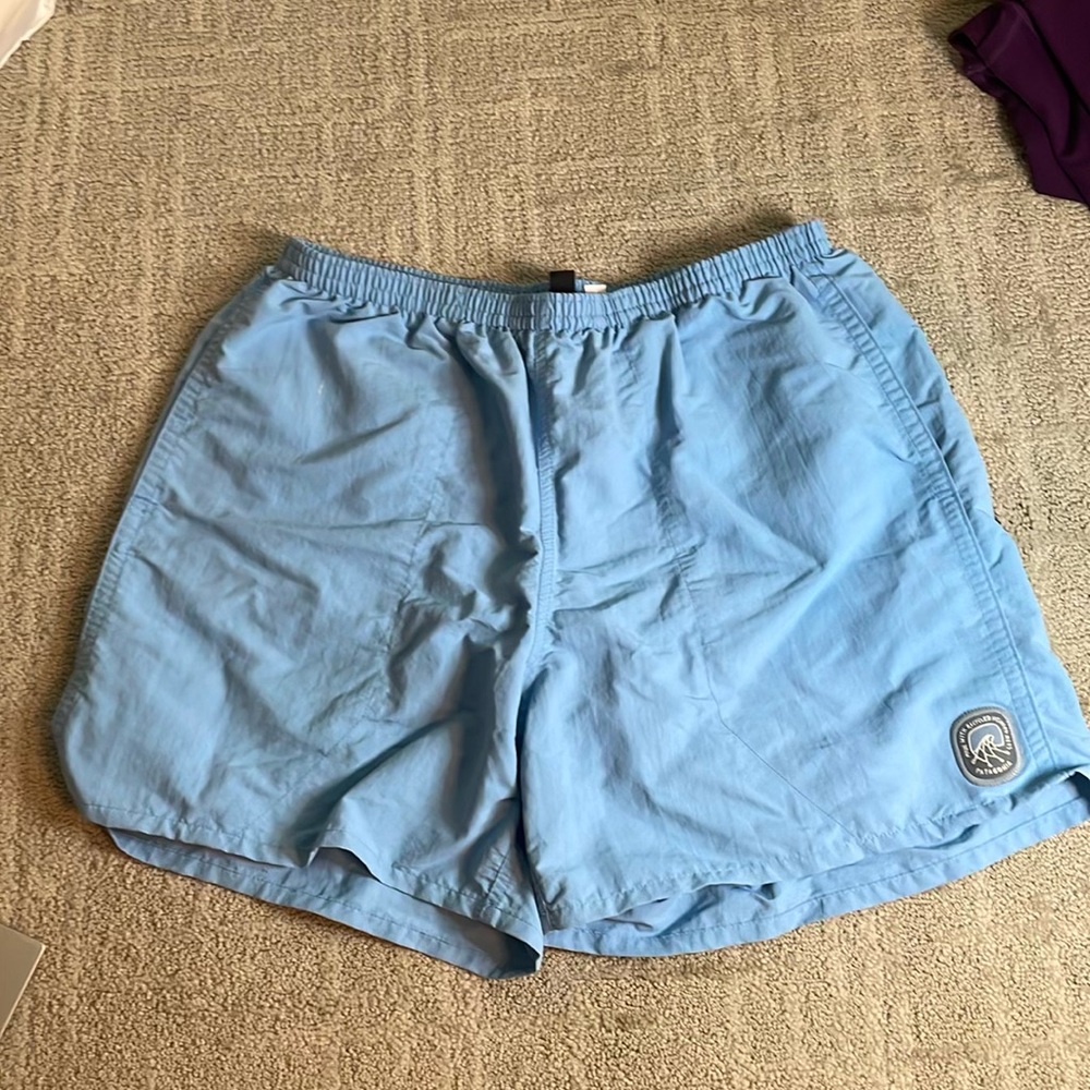 Patagonia Barely Baggie Shorts 2 1/2”
